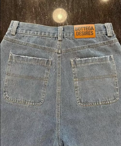 Pantalones Cortos Vaqueros de Algodón para Mujer 2026, Estilo Bermuda Regular, Transpirables, Ecológicos, de Secado Rápido, OEM, Rotos y Desgastados - Product Image 3