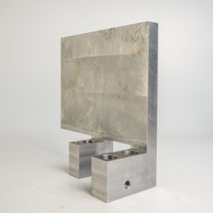 Support de plaque robuste sur mesure AMT VINA, fabriqué en usine au Vietnam - Product Image 1