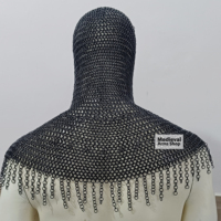 Coif de chevalier médiéval noir en maille de fer doux avec draperie d'épaule pour reconstitution historique, Halloween et fêtes de Noël