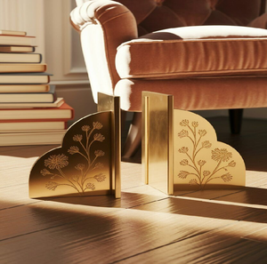 ที่คั่นหนังสือทรงโค้งสีทองทันสมัยพร้อมลวดลายดอกไม้สลักลาย สไตล์มินิมอลสำหรับการตกแต่งบ้าน มีจำหน่ายในราคาขายส่ง - Product Image 1