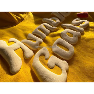 Sudadera con Capucha Oversize para Hombre - Diseño Personalizado Humble Goats, 100% Algodón, Estilo Urbano con Patrón de Letras para Otoño - Product Image 5