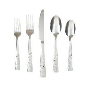 Couverts en métal raffinés pour la table domestique, conçus pour inspirer des traditions de repas gracieuses et une élégance durable - Product Image 6