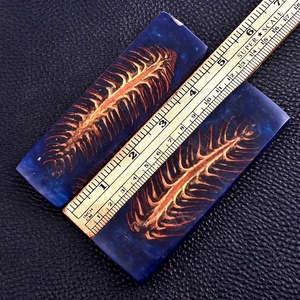 Couteau de qualité supérieure avec lame en acier Damas motif cône de pin et manche en résine époxy, plaquettes de couteau, fournitures OEM pour la fabrication de couteaux, vente en gros, marque privée - Product Image 6