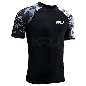 T-shirt de compression tricoté haute performance respirant, séchage rapide, coupe ajustée, écologique pour l'entraînement sportif actif des hommes - Product Image 4