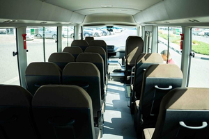 Autobús Nuevo 2025 Coa Ster Commuter de Techo Alto, 15 Asientos, Diésel 2.7L Euro 6, Transmisión Manual, Volante a la Izquierda, para Pasajeros - Product Image 6