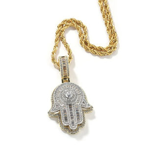 จี้รูปมือฮัมซา Luxira Jewels ประดับโมอิสซาไนต์ ชุบโรเดียม เงินแท้ 925 สไตล์ฮิปฮอป สำหรับงานปาร์ตี้ ได้รับการรับรอง เหมาะสำหรับทั้งชายและหญิง - Product Image 3