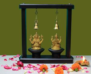 Estatua de Latón de Laxmi Ganesh con Campana, Artesanía Premium, Decoración Hindú para Templo y Hogar, Hecho a Mano en Rajastán - Product Image 4