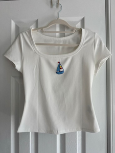 Top de mujer bordado con cuentas contemporáneas, diseño zen asiático hecho a mano, para ocasiones de bautismo, moda de verano - Product Image 2