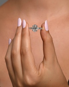 Classic Style Women's Oval Cut Diamond Engagement Ring White Gold Prong Setting - Product Image 6