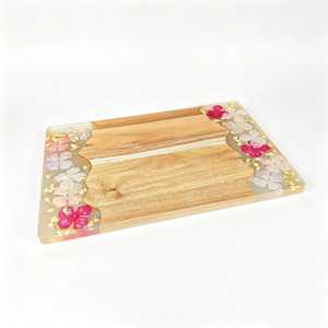 Planche à découper carrée en acacia avec résine époxy bleue, durable, résistante au lave-vaisselle, facile à nettoyer, épaisseur 2,0 cm - Product Image 1