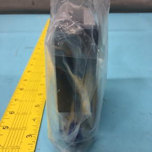 เครื่องควบคุมการไหลของสาร Aera FC-980, MFC, SiH4, 2 - อุปกรณ์และอะไหล่เซมิคอนดักเตอร์ระดับโลกที่เชื่อถือได้ - Product Image 3