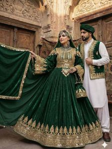 Robe afghane de qualité supérieure pour femmes, longueur au sol, col rond, manches longues, broderie, coupe évasée, robe de fête et de mariage pour les mariées afghanes - Product Image 5