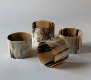 Anneau de serviette en corne moderne, fait main, écologique, style campagnard, accent décoratif de table pour cadeaux Tradebyd - Product Image 1