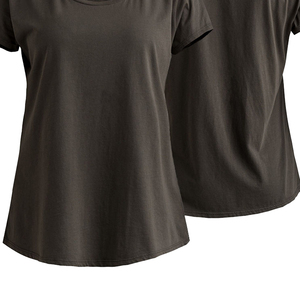 เสื้อยืดผู้หญิงทรงลำลอง ผ้าเนื้อนุ่ม น้ำหนักเบา สวมใส่สบาย ดีไซน์ทันสมัย เหมาะสำหรับใช้ในชีวิตประจำวัน - Product Image 4