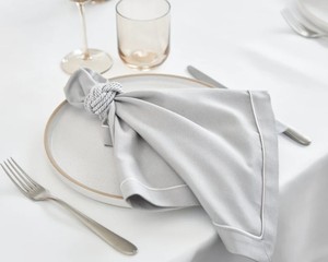 Anneaux de serviette - Argent |   Mélange de coton |   Lavable en machine |   Décoration de table classique - Product Image 1