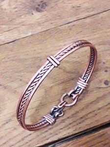 Handmade Pure <b>Copper</b> Bracelet Featuring Vintage Inspired Style for Fashion Jewelry and Gift Collections - Product Image 1