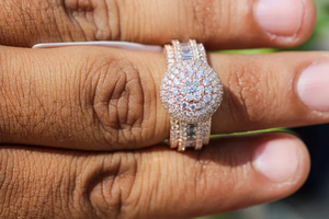 Bague de cocktail plaquée or rose pour femme, forme boule, micro-pavé de zircon cubique, bague de fiançailles et de mariage glamour et tendance - Product Image 4