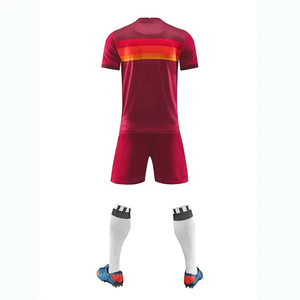 Ensemble de maillots de football personnalisés par sublimation pour hommes, uniforme d'entraînement à rayures horizontales, kit de football respirant à séchage rapide - Product Image 4