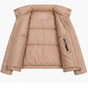 Chaqueta Parka Moderna para Mujer con Exterior Impermeable, Interior Acolchado Térmico y Estilo Urbano Elegante Inspirado en la Moda de Invierno - Product Image 6