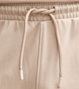 Ensemble t-shirt et short pour homme, couleur beige, col rond, tissu tricoté respirant, style décontracté pour l'été - Product Image 4