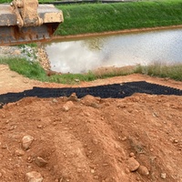 Système de confinement cellulaire en géocellules à haute résistance à la traction pour les projets de murs de soutènement et de protection des pentes