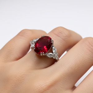 Anillo de Lujo con Gema Ovalada Roja Rubí para Mujer, Anillo de Compromiso Vintage, Anillo con Piedra de Acento Marquesa - Product Image 3