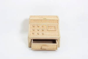 Un modelo de caja registradora de juguete tejida con ratán natural. Un juguete infantil en oferta. Nhat Minh Vietnam - Product Image 4
