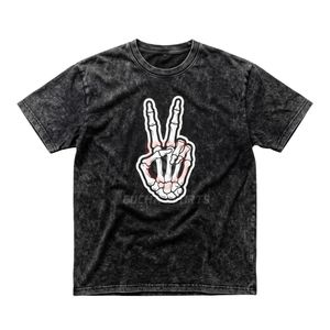 Camiseta con estampado gráfico de mano de esqueleto y signo de la paz, lavado ácido, lavado vintage, cuello redondo, algodón de alto gramaje, corte holgado - Product Image 1