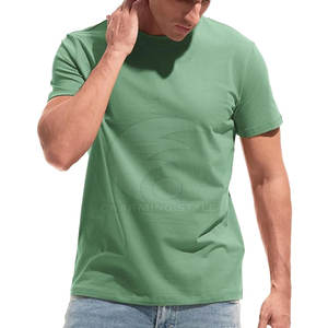 Camiseta básica de cuello redondo para hombre, 100% algodón, para mayor comodidad, durabilidad y atuendos diarios sin esfuerzo. - Product Image 2