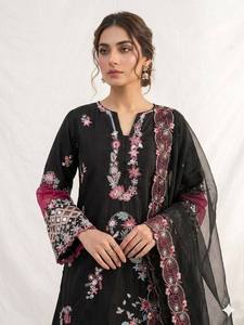 ผ้าไหมสีดำแบบดั้งเดิมสำหรับผู้หญิง Salwar Kameez Crape Silk งานปักลำดับด้วยการตัดด้านบน & Palazzo & organza dupatta - Product Image 2