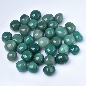 Pierres roulées en aventurine verte naturelle de haute qualité, pierres semi-précieuses polies pour la décoration intérieure et la guérison - Product Image 1