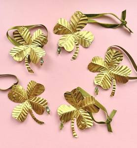 Santa Claus Gold Metal Star Christmas Ornament Handicraft Traditional Decorations - Product Image 6