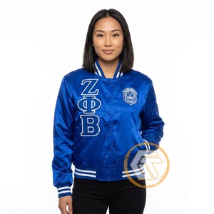 เสื้อแจ็คเก็ตวาร์ซิตี้ Zeta Phi Beta แบบสั่งทำพิเศษจาก GREEK TREASURES เสื้อผ้าสำหรับชมรมนักศึกษา คุณภาพสูง ระบายอากาศได้ดี ผ้าซาติน ปักอักษรตราสัญลักษณ์ - Product Image 2