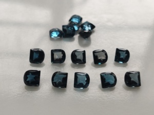 Topaze bleue de Londres naturelle, 6 mm, taille fantaisie, facettée, pierre précieuse en vrac pour la fabrication de bijoux - Product Image 5