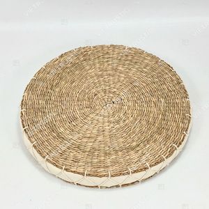 Coussin de sol et coussin de siège ronds en jonc de mer naturel, design japonais moderne - Product Image 2