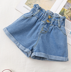 Shorts Bermuda de Algodón para Niñas, Color Blanco Sólido, Cintura Elástica, Estilo Casual, Logotipo Impreso, Corte Medio - Product Image 5