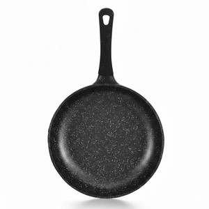 Poêle à frire antiadhésive de designer avec finition élégante et surface de cuisson résistante aux hautes températures - Product Image 6