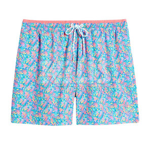 Shorts de sport sublimés, conçus pour les activités sportives et le confort. - Product Image 3