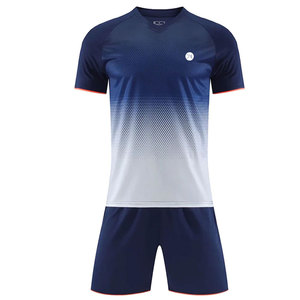 Tenue de football pour hommes avancée, tissu léger et respirant, durable, confortable, pour entraînement et matchs professionnels - Product Image 1