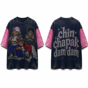 เสื้อยืดเดนิมโอเวอร์ไซส์ผู้ชาย แขนสั้น คอกลม แต่งขอบสีชมพู พิมพ์ลายตัวอักษรประดับเพชร สไตล์สตรีท - Product Image 1