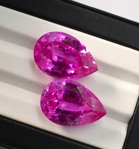 Saphir rose de laboratoire avec inclusions, pierre précieuse en forme de poire pour la fabrication de bijoux, 24x15 mm, 26,10 carats - Product Image 2
