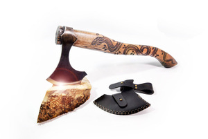 ขวานเหล็กกล้าคาร์บอนเกรดอุตสาหกรรมคุณภาพสูง THEWIZ CRAFTS สำหรับงานก่อสร้าง ขวานสำหรับตั้งแคมป์กลางแจ้ง ขวานสำหรับทำกิจกรรมเอาตัวรอดในป่า หัวขวานแบบมีหนาม รับประกัน 3 ปี - Product Image 3