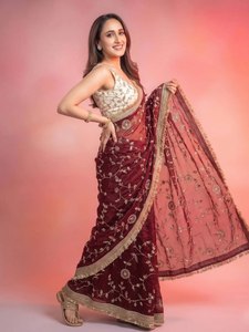 Sari de seda suave de primera calidad con lentejuelas, fabricante y proveedor de moda femenina de Surat - Product Image 2