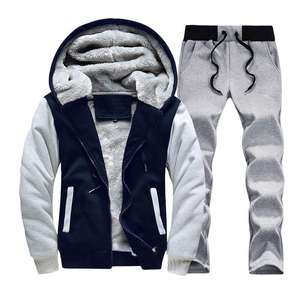 Conjunto Deportivo Personalizado de Invierno, 100% Poliéster, 2 Piezas, Top Corto y Pantalones Deportivos, Conjunto Deportivo para Hombre - Product Image 3