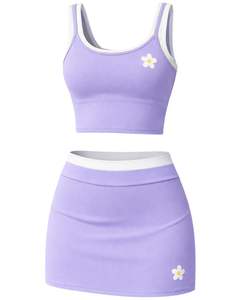 Conjunto personalizado de top corto y minifalda color lavanda para mujer, bra deportivo sin mangas, conjunto de dos piezas para yoga, gimnasio, fitness, verano, informal. - Product Image 1