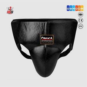 OMIKA INTERNATIONAL Protection de Cuisse Unisexe pour Boxe Professionnelle - Coque en Cuir Résistante aux Chocs pour MMA, Protection en Mousse Haute Densité, Logo Personnalisé, Toutes Tailles - Product Image 1