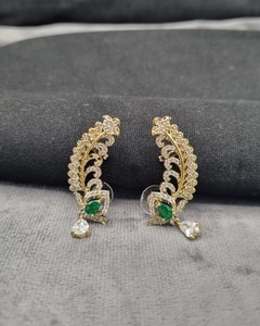 Pendientes de Oreja con Diseño de Hojas Glamorosas y Diamantes Americanos, Elegantes y Brillantes, Chapados en Oro Antiguo, Fabricante de Pendientes de Moda - Product Image 6