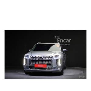 Hyundai Palisade Diésel 2.2 4WD Automático con Volante a la Izquierda y Asientos de Cuero - Diciembre 2023 24,685 km - Product Image 3