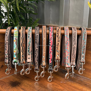 Laisse de chien en cuir torsadé à la main laisse de dressage en cuir de vachette pour chiens laisse de marche de luxe avec poignée rembourrée - Product Image 5