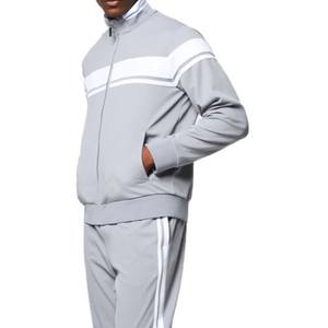 Fabricante de Chaquetas Deportivas Ajustadas OEM |   Chaquetas deportivas modernas, transpirables y resistentes al agua para entrenamiento. - Product Image 4